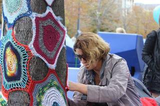 Gerlinde Hirt: Urban Knitting-Spezialistin
